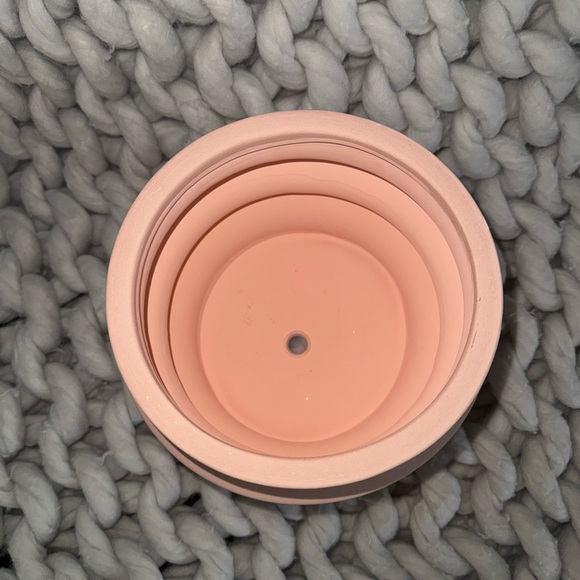 BNWT, Project 62, pink stoneware planter - Picture 2 of 5